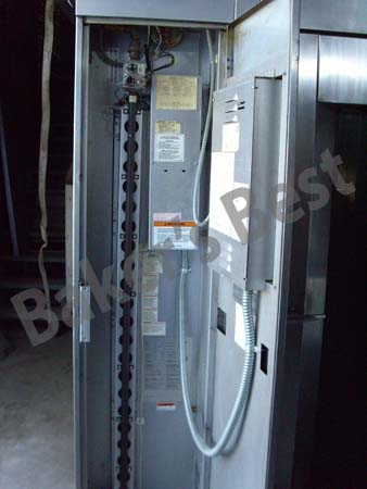 HOBART HBA2G DOUBLE RACK OVEN GAS FIRED HOLDS 1 DOUBLE RACK OR 2 SINGLE RACKS 2004 (2)